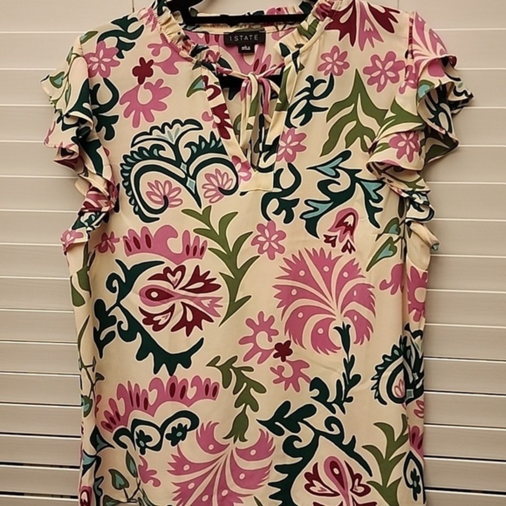 1. State Floral Flutter Sleeve Tie Neck Blouse sz Large
